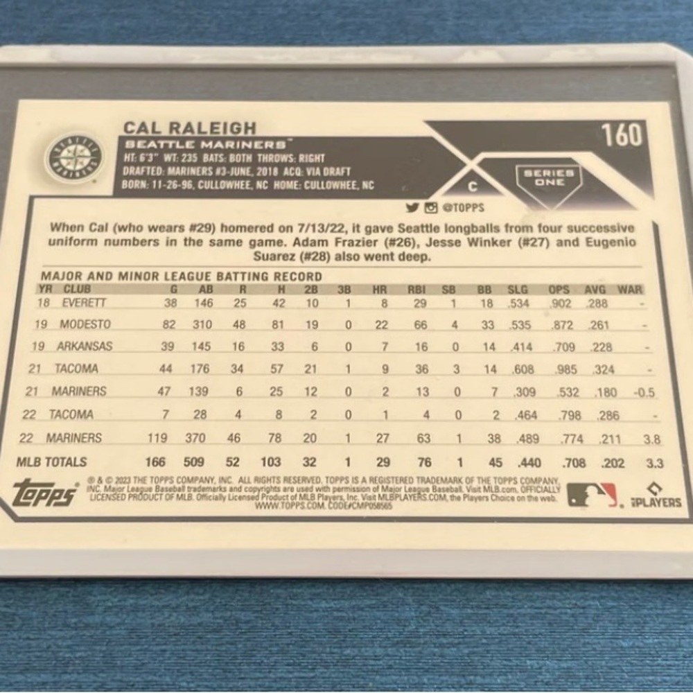 Topps Cal Raleigh Seattle Mariners Baseball Card - Picture 2 of 2